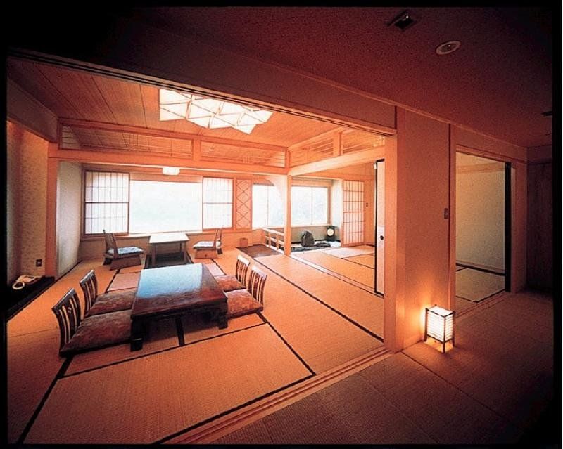 Hotel Izukyu Šizuoka Exteriér fotografie